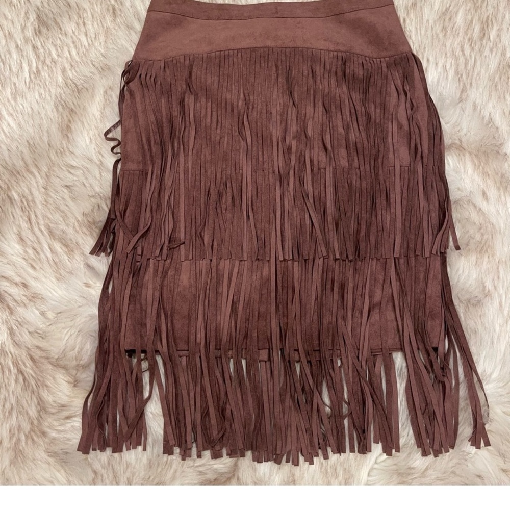 Bcbg maxazria size 10 frindged skirt brown